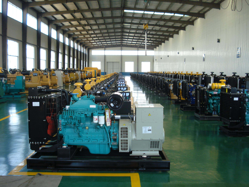 濠江租赁发电机-柴油发电机组冒蓝烟、冒黑烟、冒白烟故障分析