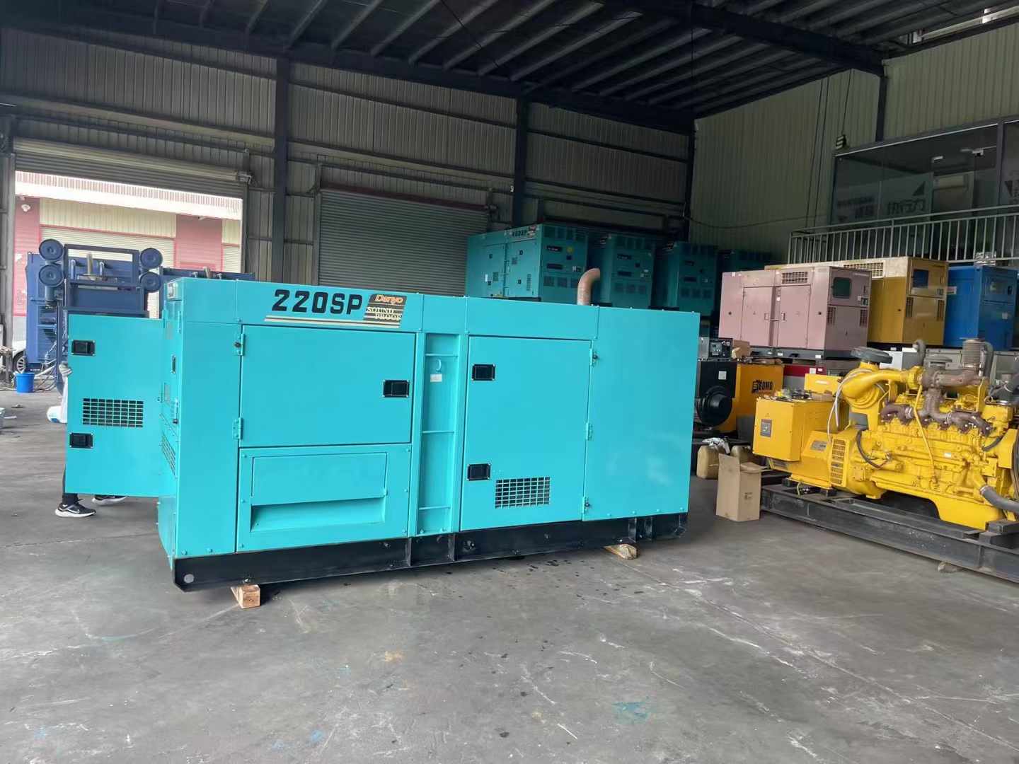 濠江800kW 柴油发电机的输出电流波动范围是多少？