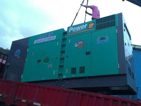 濠江柴油发电机组转速不稳定时，如何对发动机进行维护？