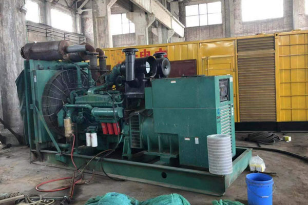 濠江发电机组的空气滤清器应该如何保养？