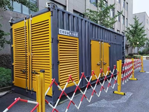 濠江如何使用转速表检查发动机的转速？