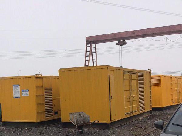 濠江100kw柴油发电机组每小时油耗？