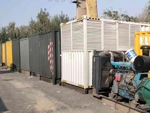 濠江200KW柴油发电机机组每小时油耗是多少？