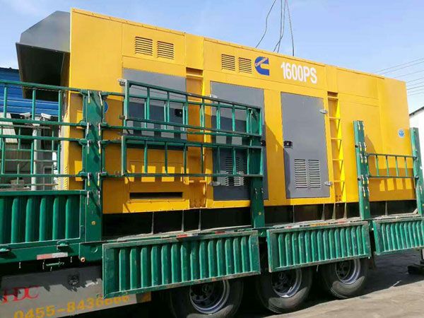 濠江测量水冷式机油散热器密封件尺寸时的注意事项有哪些？