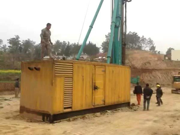 濠江如何判断水冷式机油散热器密封件是否需要更换？